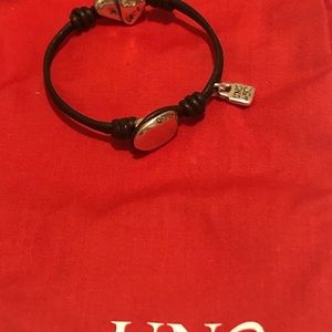 UNO de 50 Jewelry - Uno De 50 Love Heart Leather Bracelet UNO de 50 Jewelry - Uno De 50 Love Heart Leather Bracelet